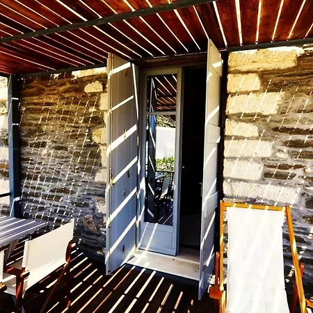 Island-secluded House Retreat 'vathi'